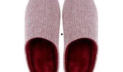 东哥爆料拖鞋视频,揭秘明星私生活瞬间